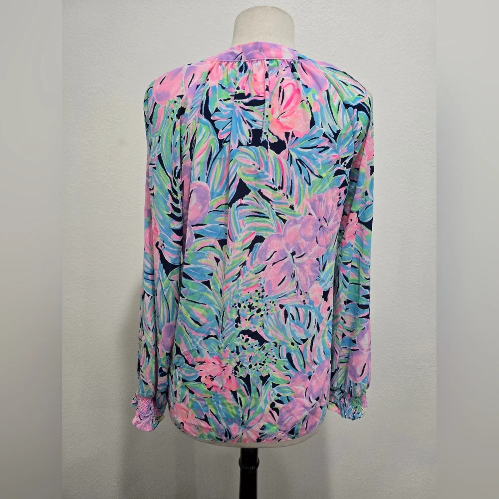 Lilly Pulitzer Tropical V-Neck Blouse - Picture 2 of 6